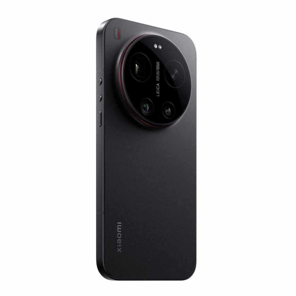 Xiaomi 17 Ultra 5G Smartphones Black back view with Leica quad camera setup 16GB 512GB