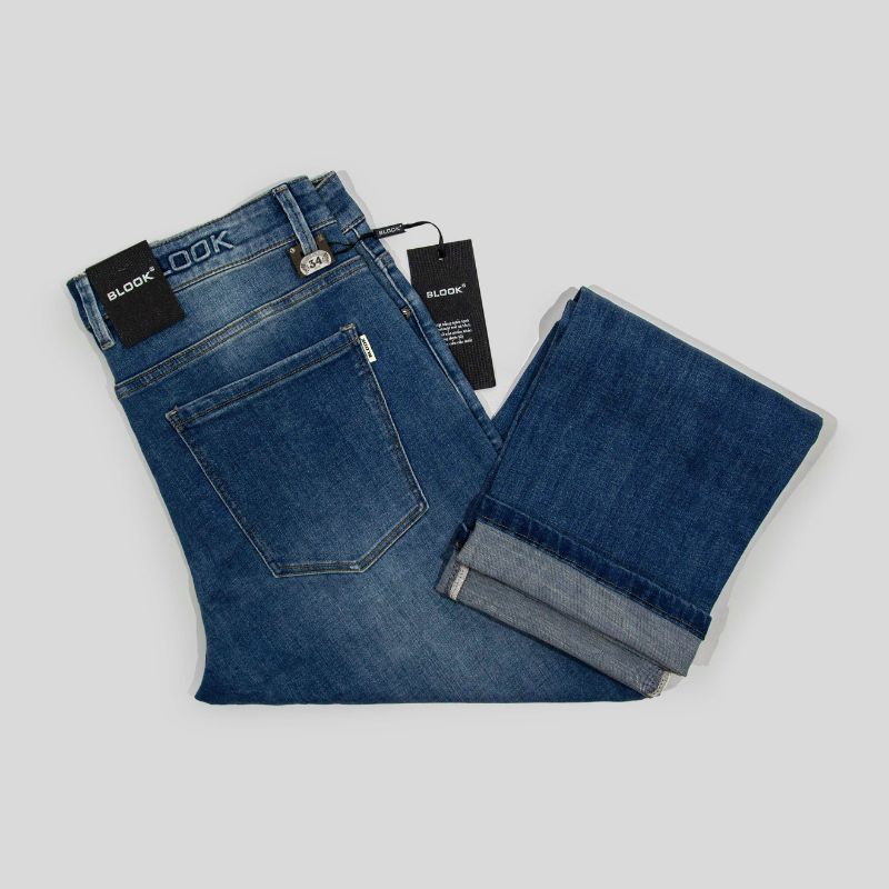 Women jeans